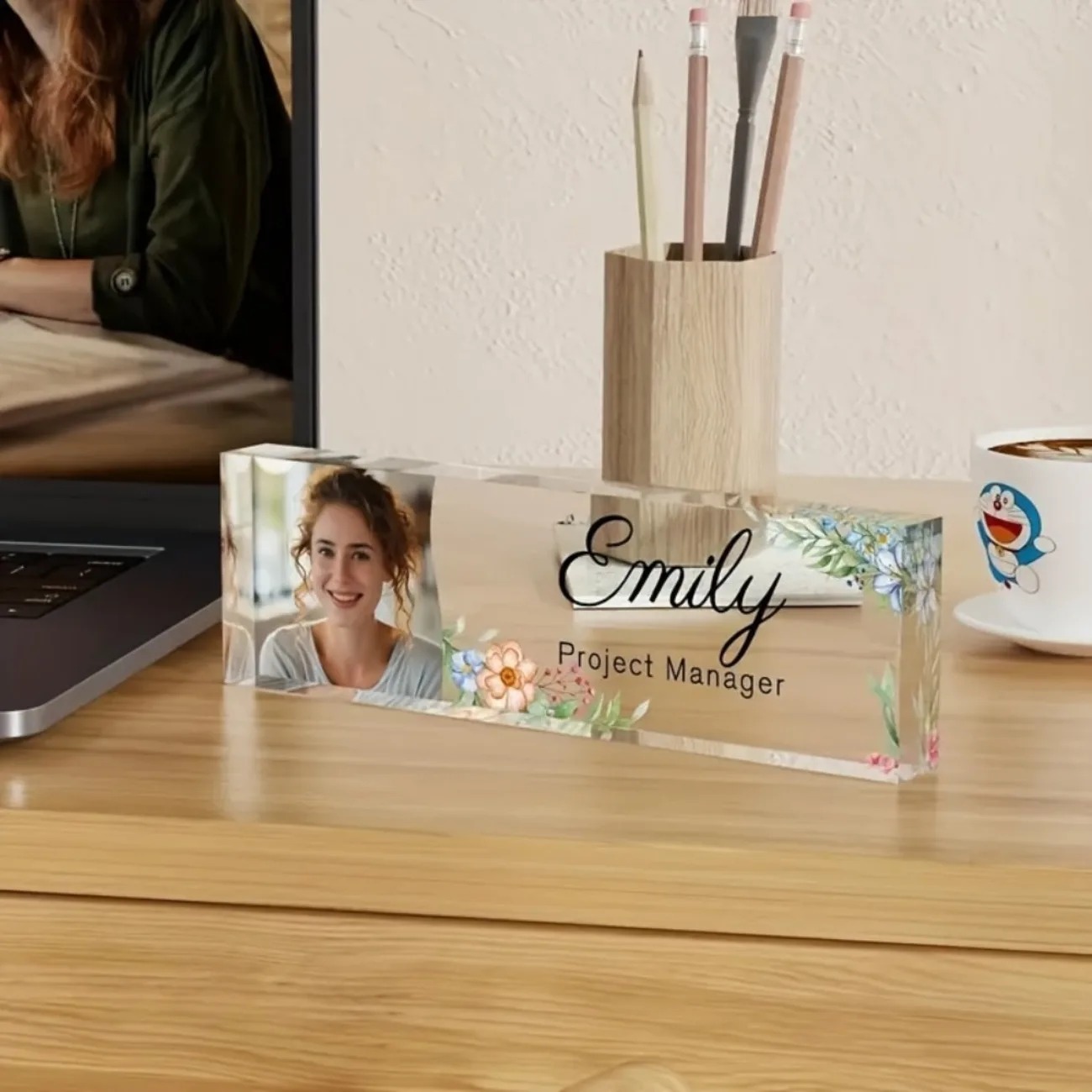 ป้ายชื่ออะคริลิกตั้งโต๊ะลายดอก - Desk Name Plate บทวิจารณ์และราคา